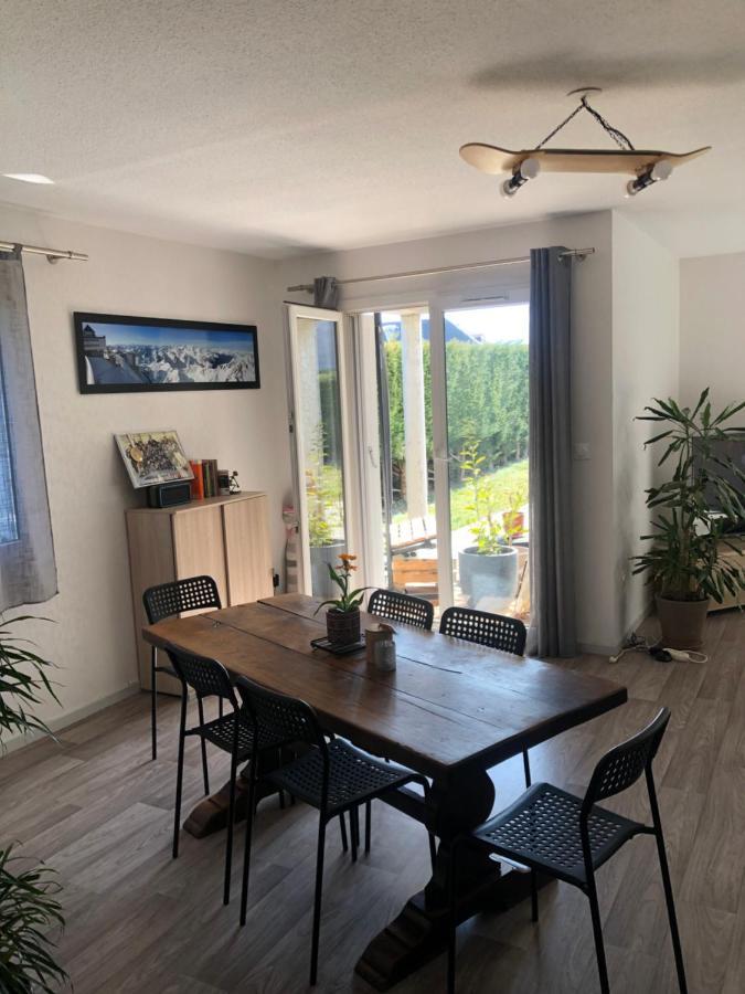 Petite Maison Dans Les Pyrenees 阿赫莱斯热莱斯加佐斯特 外观 照片